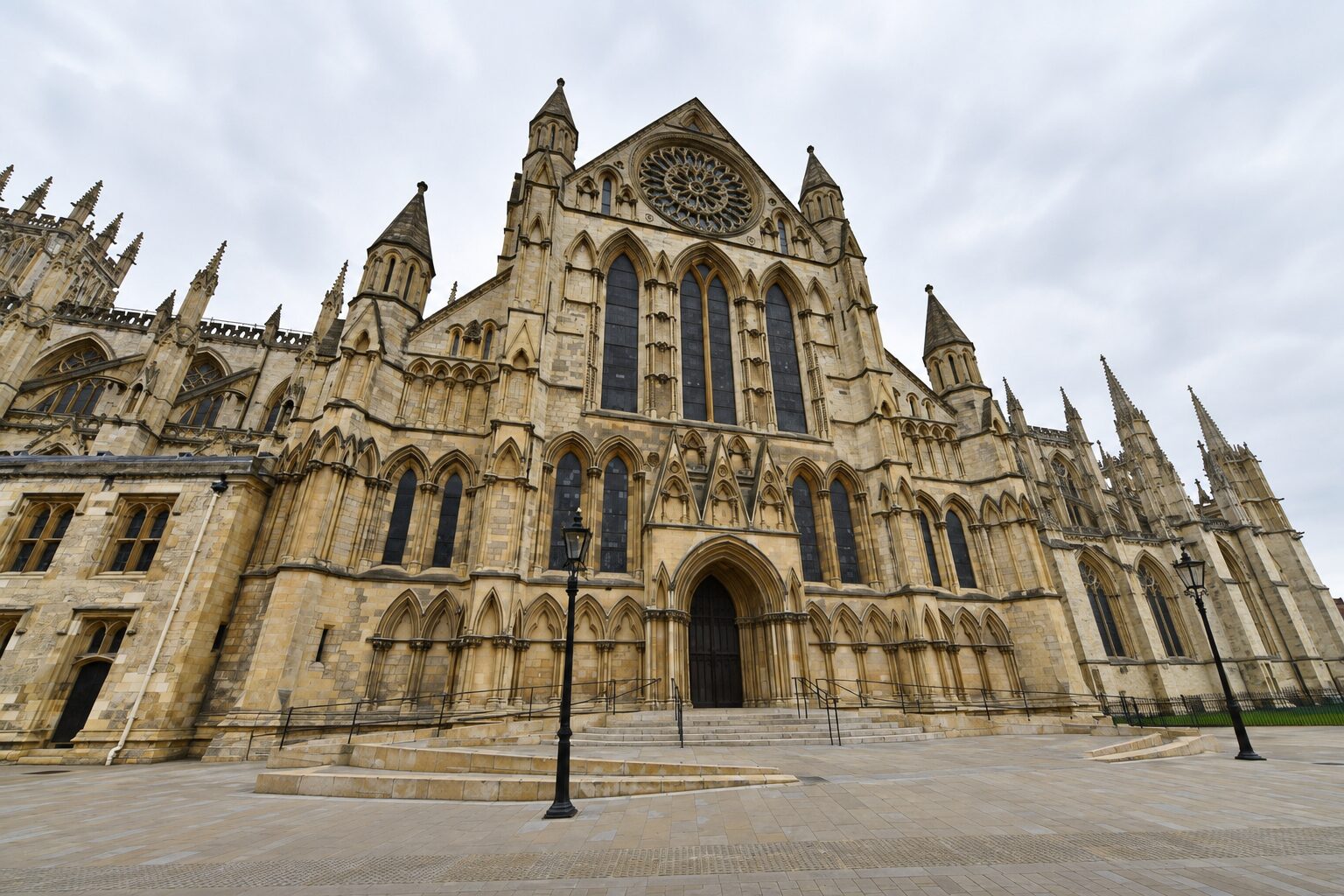 York Minster — exterior